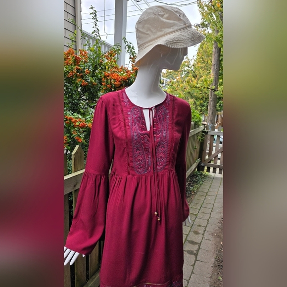 Knox Rose Boho Embroidered Red Smock Top. XS Rayon - Picture 3 of 13